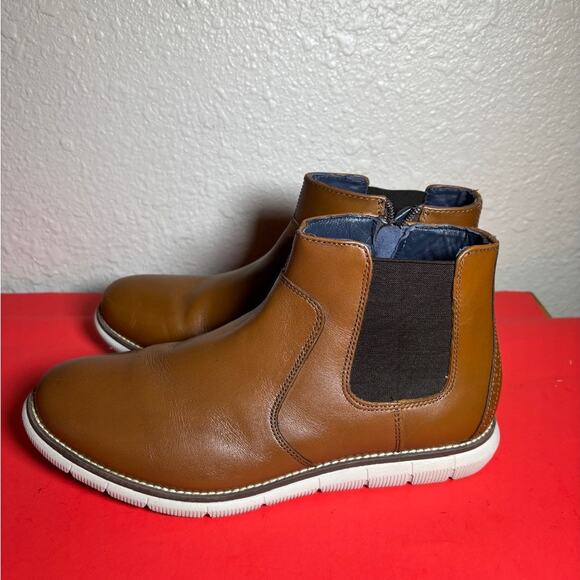 Johnston & Murphy Chelsea Little Kid & Big Kid size 7 - Picture 4 of 10